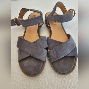 Journee Collection Woman Sandals Blue Suede Buckle Ankle Strap Size 8.5